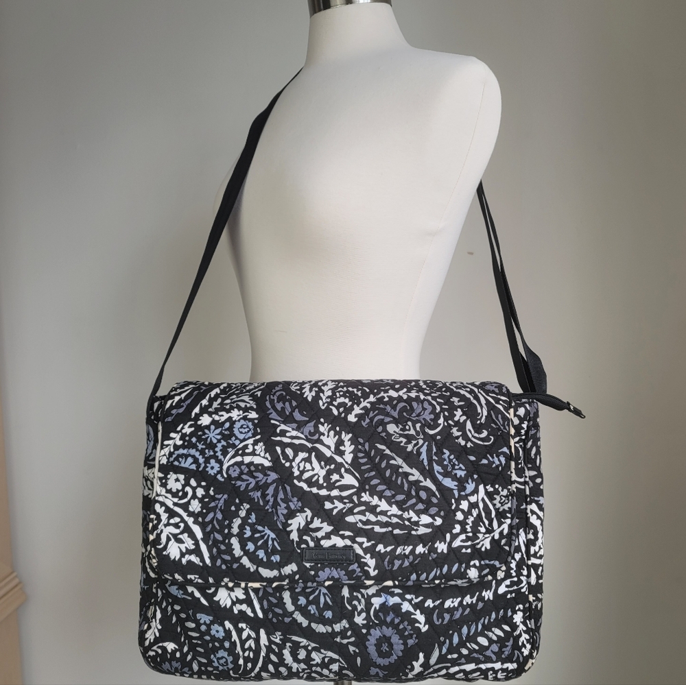 Vera Bradley Paisley Noir Black Floral Laptop Mail Crossbody Messenger Bag